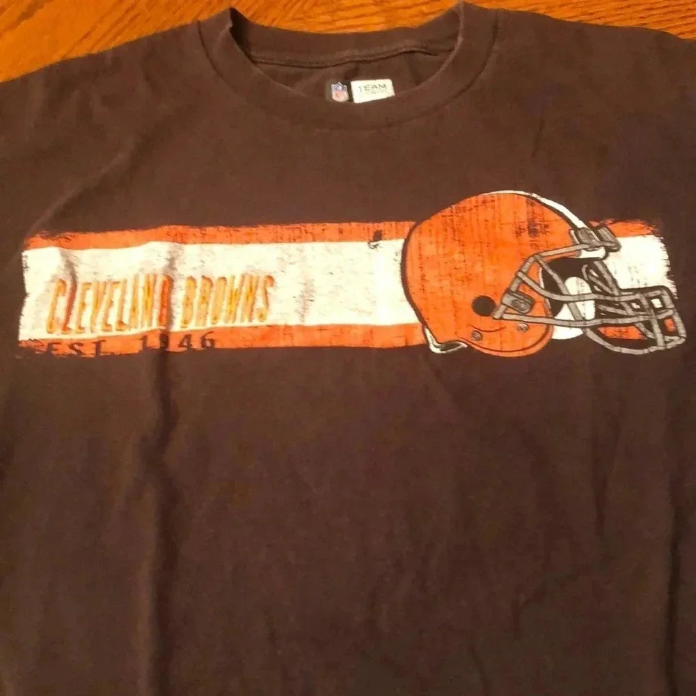 Cleveland Browns Distressed Tee Shirt